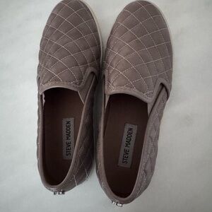 Steve Madden Taupe Quilted Slip-Ons